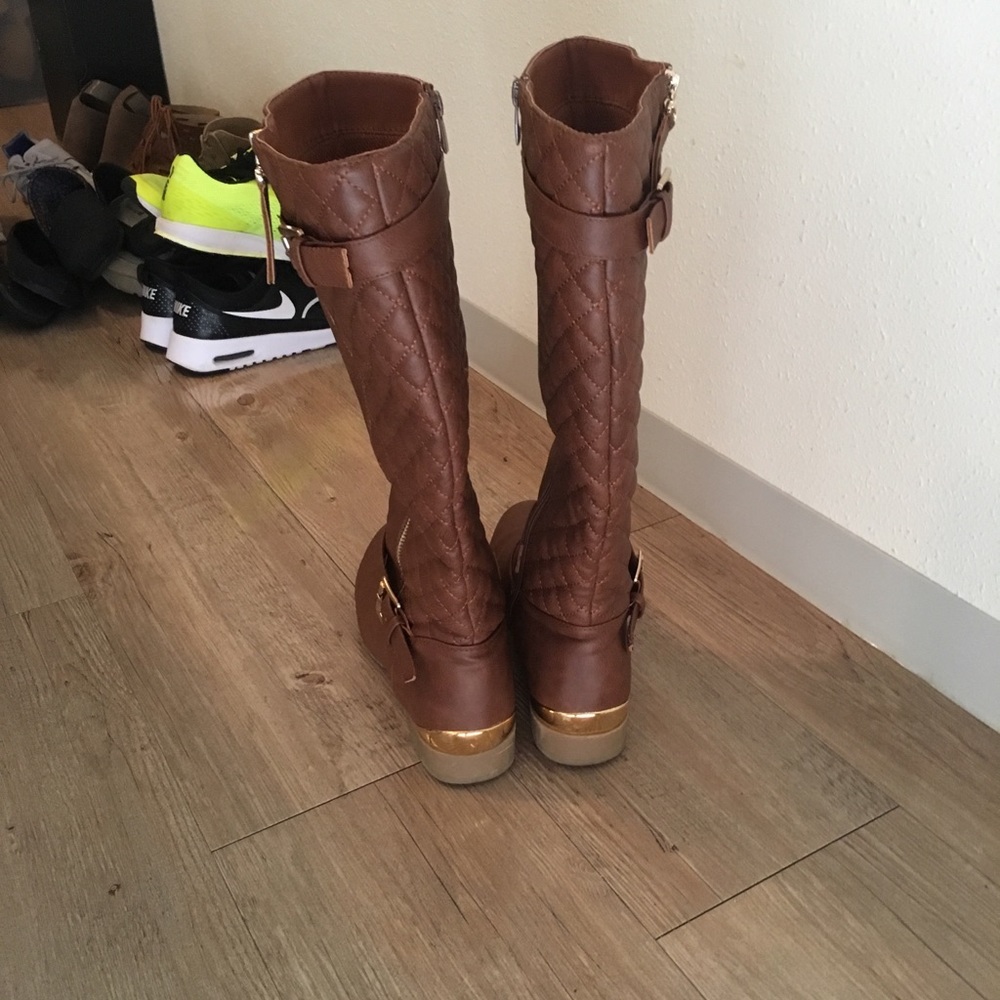 Boots - Picture 2 of 2